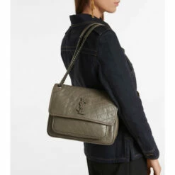 Budget 🌟 Saint Laurent Niki Medium Leather Shoulder Bag ❤️