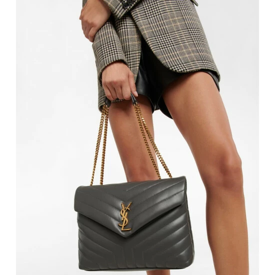 New ❤️ Saint Laurent Loulou Medium Leather Shoulder Bag 😍 - Image 5