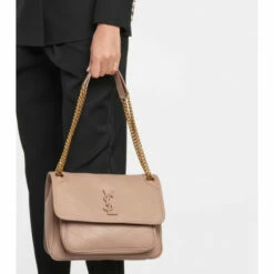 New 🎁 Saint Laurent Niki Medium Leather Shoulder Bag 🌟