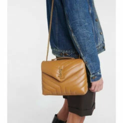 Brand new 😀 Saint Laurent Loulou Small Leather Shoulder Bag 🎉